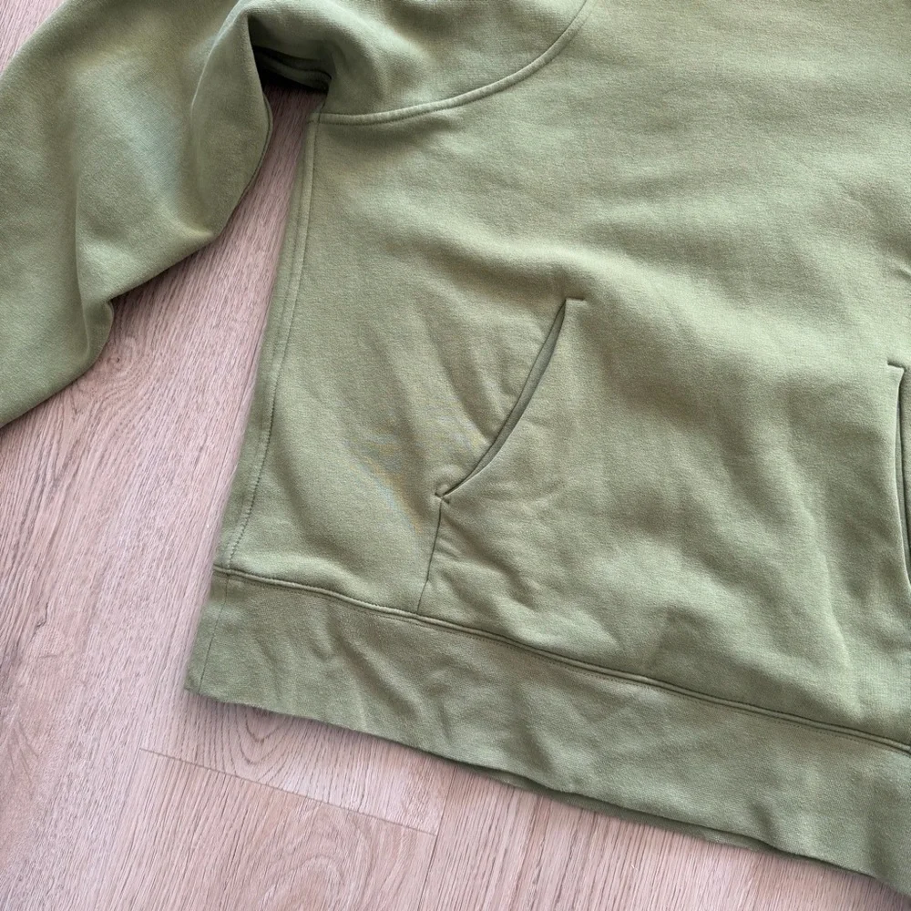 Lululemon Loungeful Hoodie